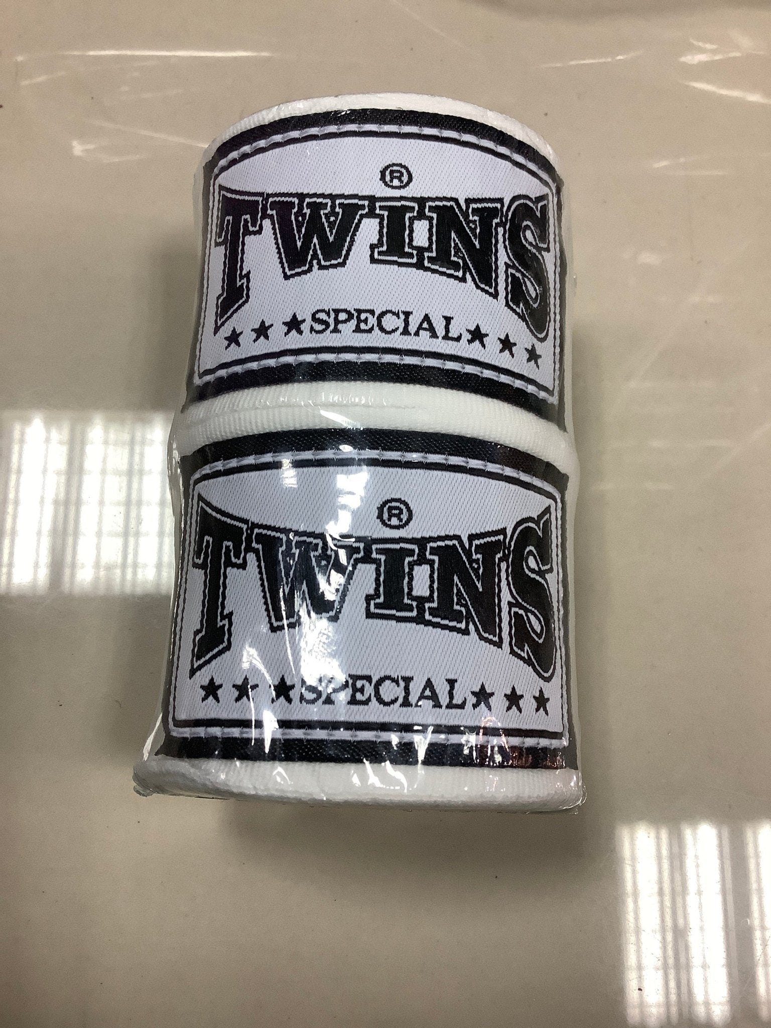 Twins Special Handwraps CH5 White